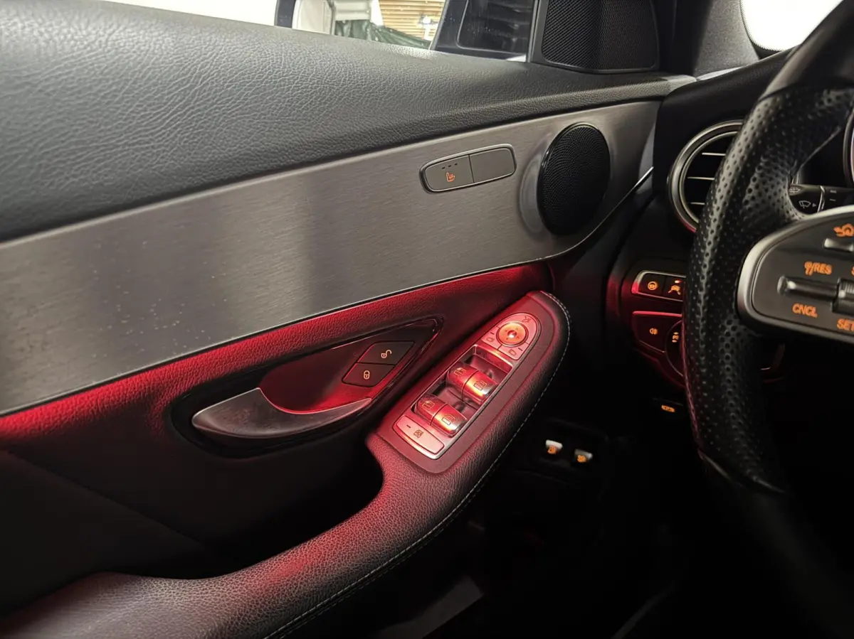 300e AMG Pano Leer 360° Trekh. NAP