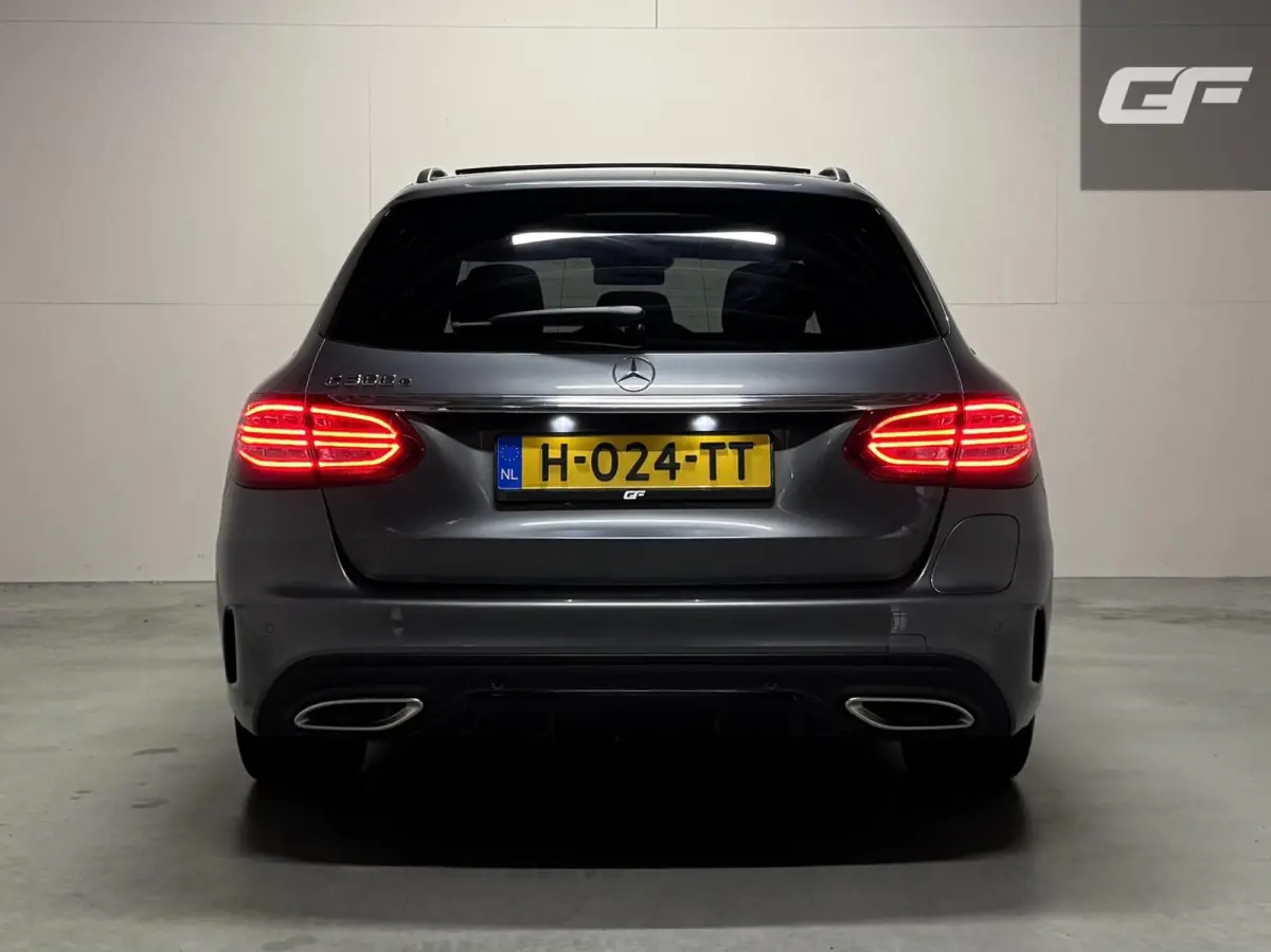 300e AMG Pano Leer 360° Trekh. NAP