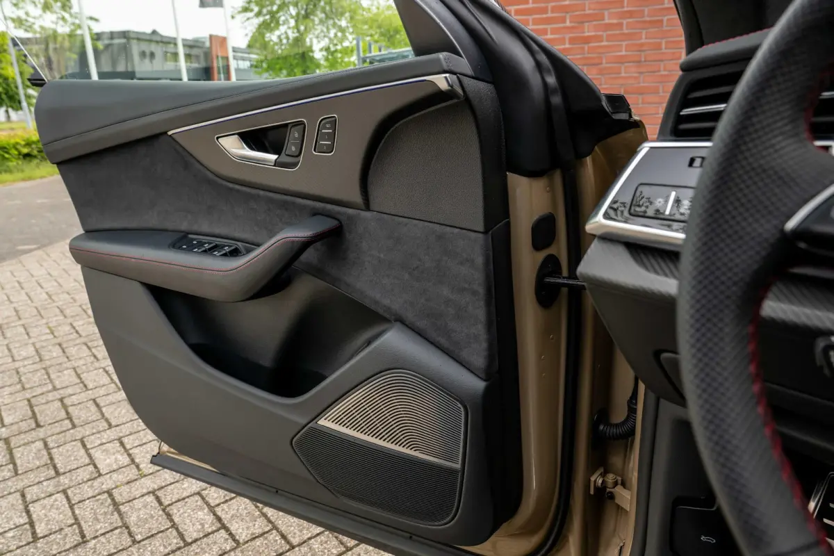 60 TFSI e quattro S Competition Aero Pack NP 179k