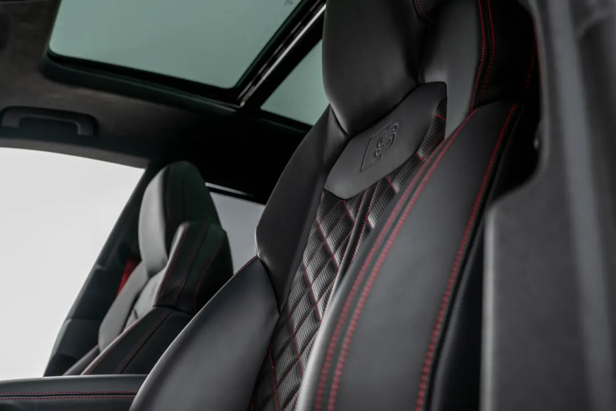60 TFSI e quattro S Competition Aero Pack NP 179k
