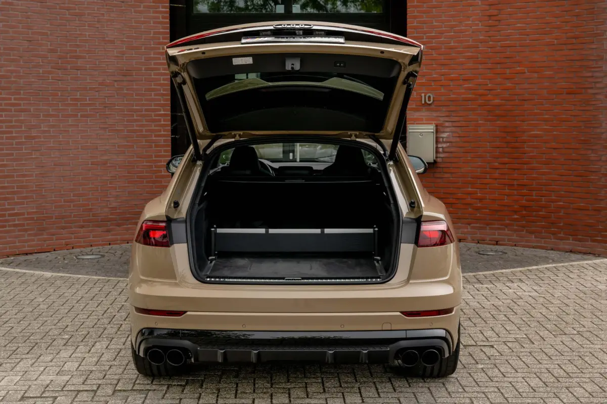 60 TFSI e quattro S Competition Aero Pack NP 179k