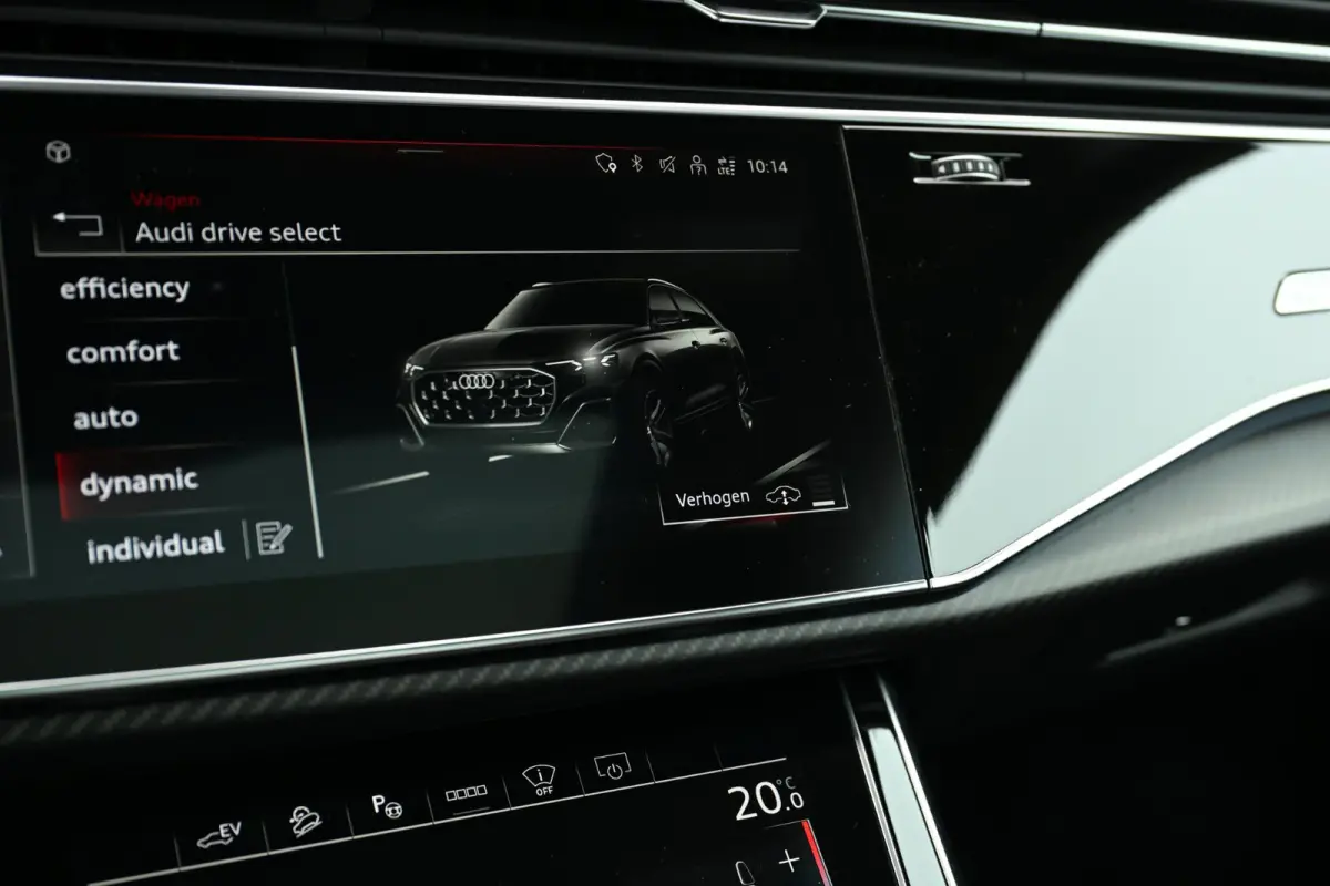 60 TFSI e quattro S Competition Aero Pack NP 179k