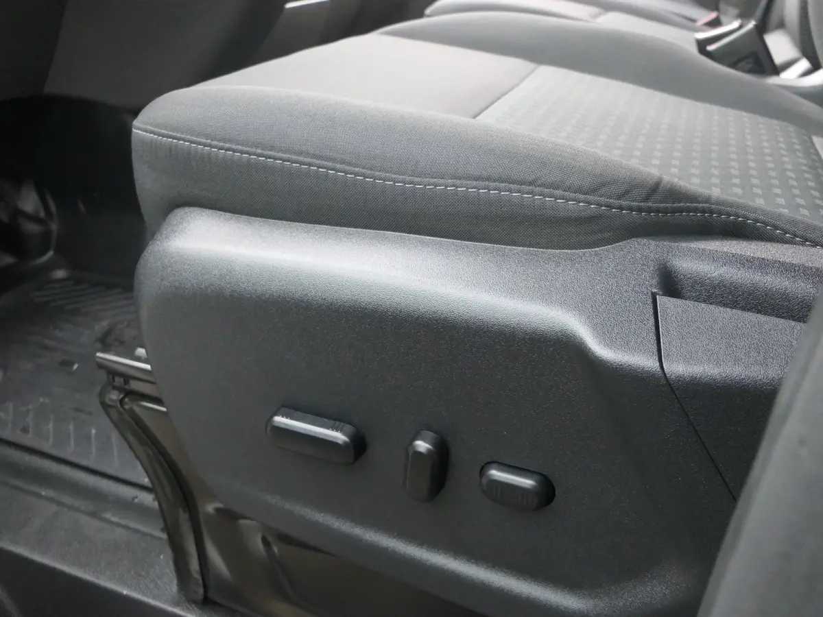 350 2.0 TDCI L3H2 Trend | Navigatie | Trekhaak | Elektrische Stoel | Stoelverwarming | Bijrijders Bank | CarPlay/Android Auto