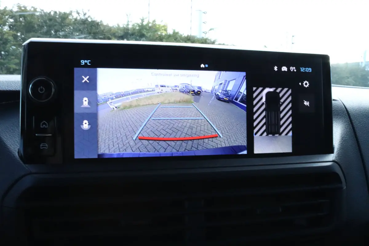 2.0 BlueHDI 145 L2 | Cruise Control | Achteruitrijcamera | PDC | Navi | Carplay | Dodehoekbewaking | Airco