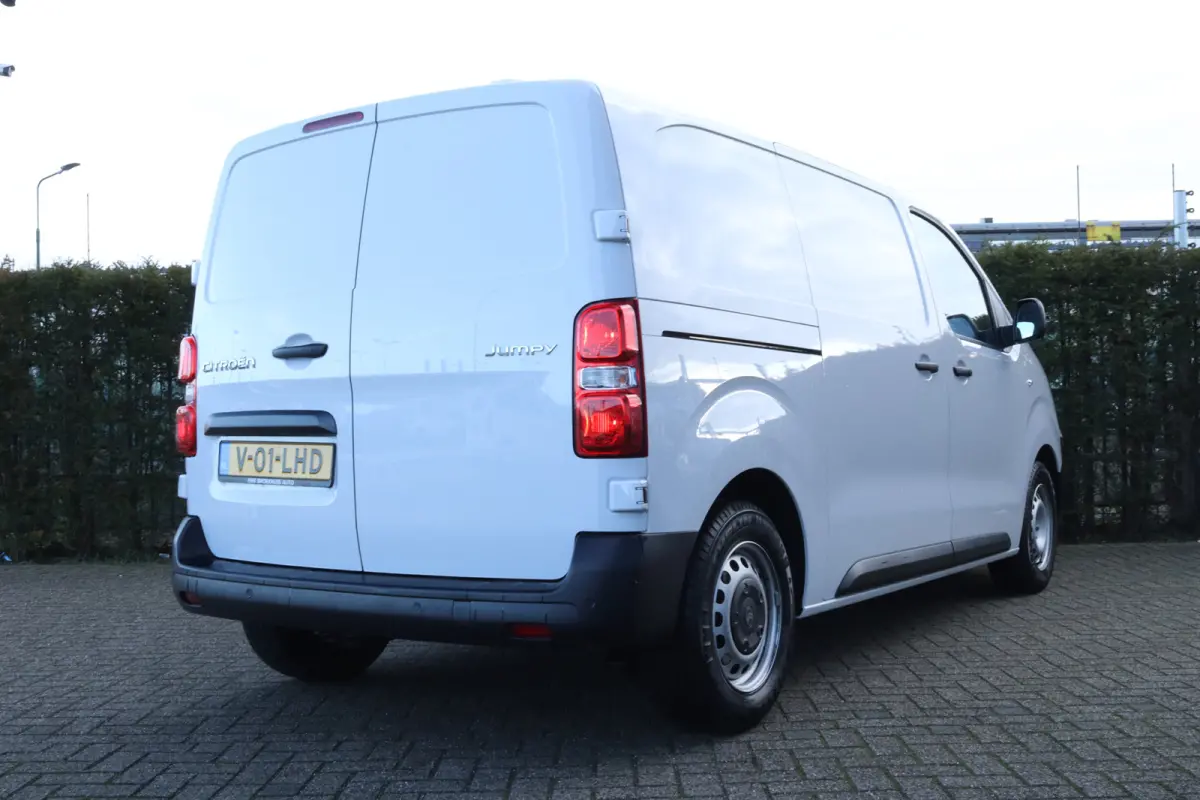 2.0 BlueHDI 145 L2 | Cruise Control | Achteruitrijcamera | PDC | Navi | Carplay | Dodehoekbewaking | Airco