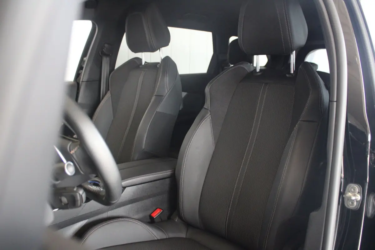 1.2 Turbo 130-PK EAT8 AUTOMAAT GT | 2 stoelen op derde rij | Afwijkende dakkleur | Airco (automatisch)