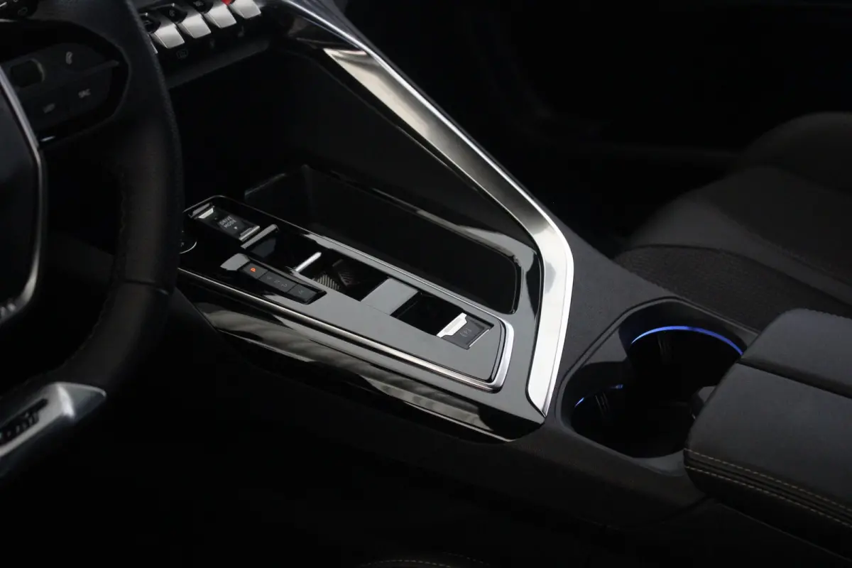 1.2 Turbo 130-PK EAT8 AUTOMAAT GT | 2 stoelen op derde rij | Afwijkende dakkleur | Airco (automatisch)