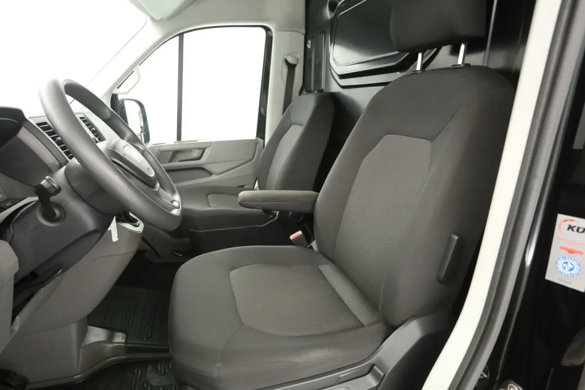 3.180 | 35 2.0 L4H3 | 177PK | 3000kg Trekgew. | Automaat | Airco | Elektrpakket