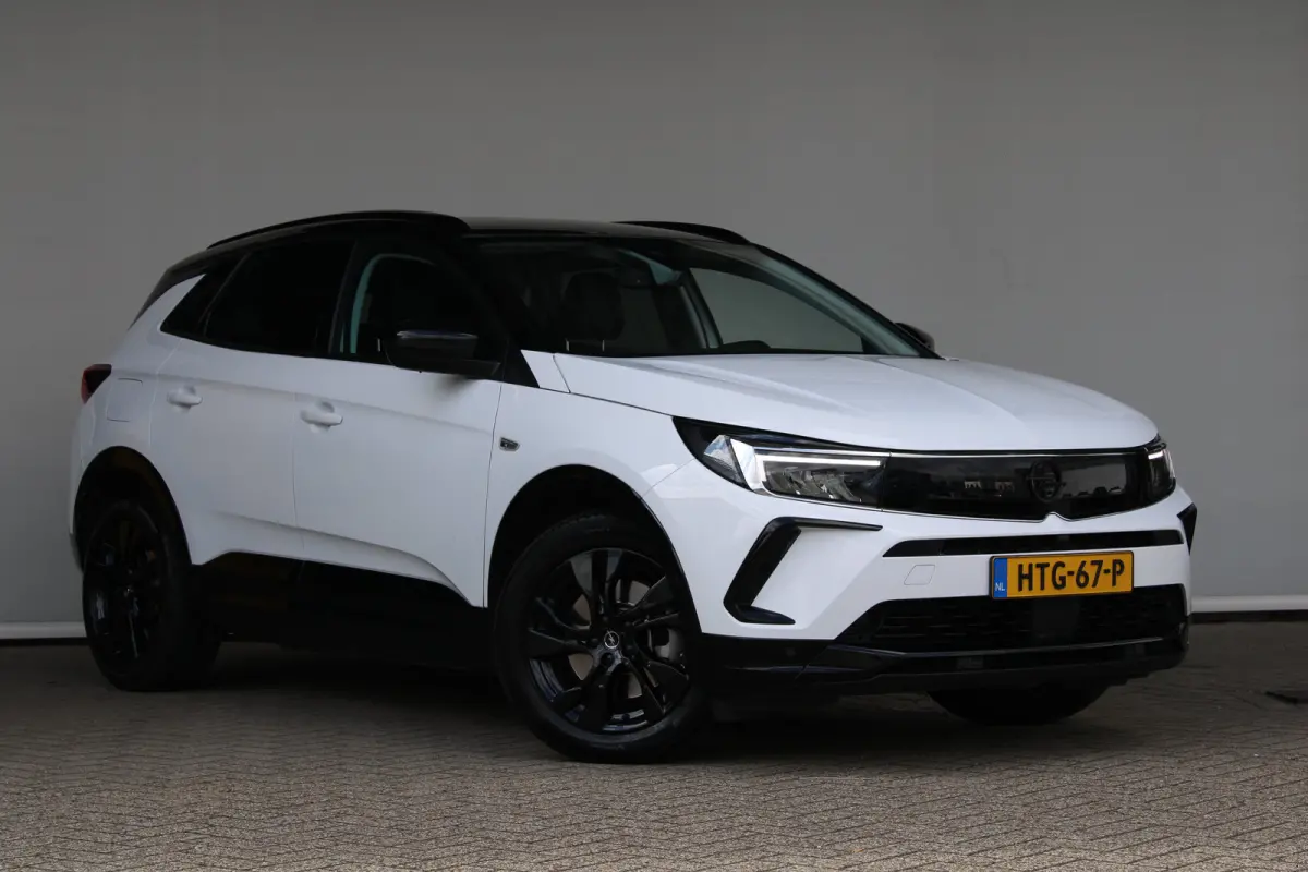 1.6 Turbo Plug-In Hybrid GS | SOH 98,5% |Apple Carplay | Comfortstoelen | Cruise control adaptief | Stoelen verwarmd | Navi