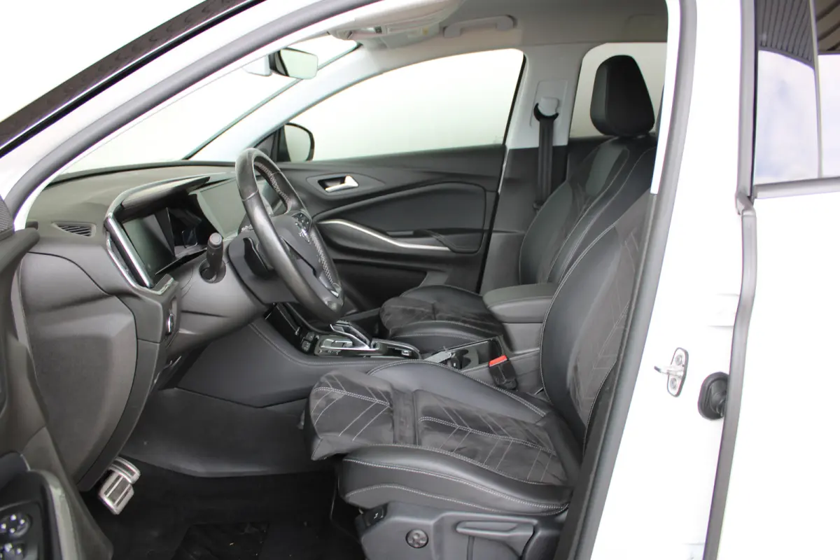 1.6 Turbo Plug-In Hybrid GS | SOH 98,5% |Apple Carplay | Comfortstoelen | Cruise control adaptief | Stoelen verwarmd | Navi