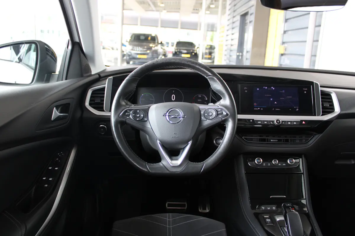 1.6 Turbo Plug-In Hybrid GS | SOH 98,5% |Apple Carplay | Comfortstoelen | Cruise control adaptief | Stoelen verwarmd | Navi