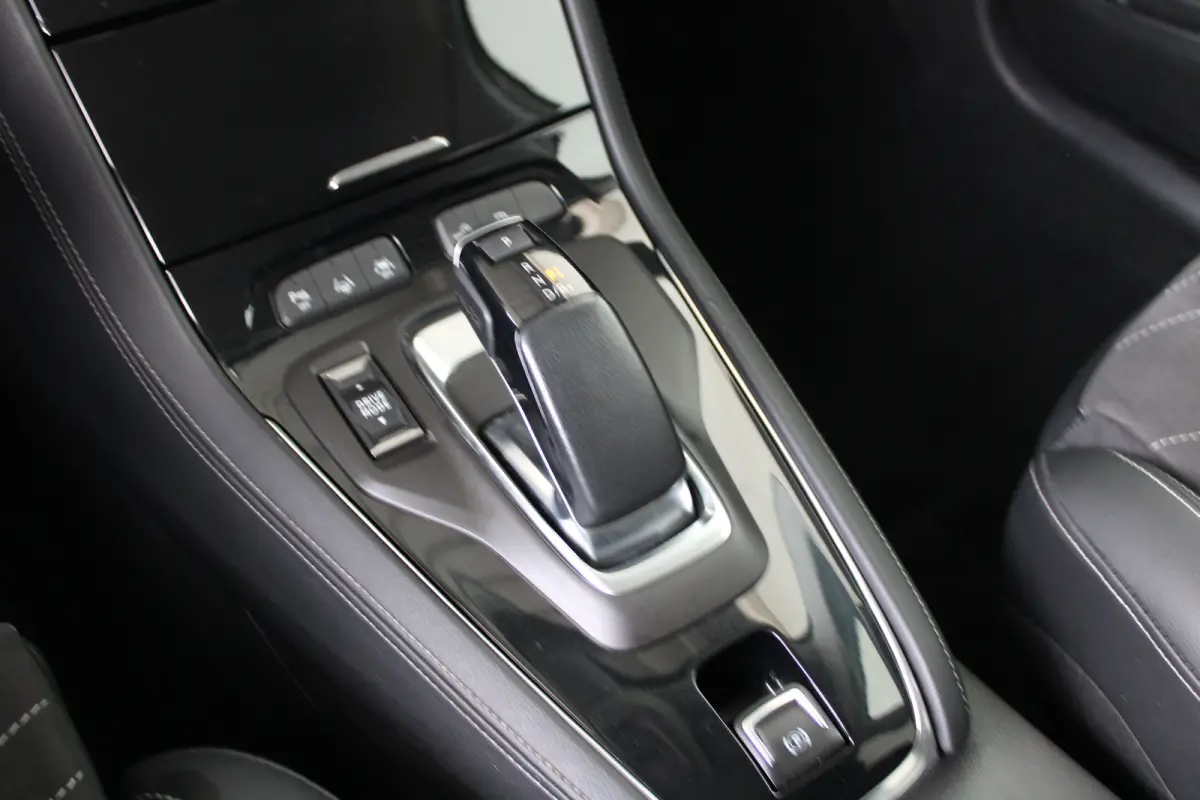 1.6 Turbo Plug-In Hybrid GS | SOH 98,5% |Apple Carplay | Comfortstoelen | Cruise control adaptief | Stoelen verwarmd | Navi