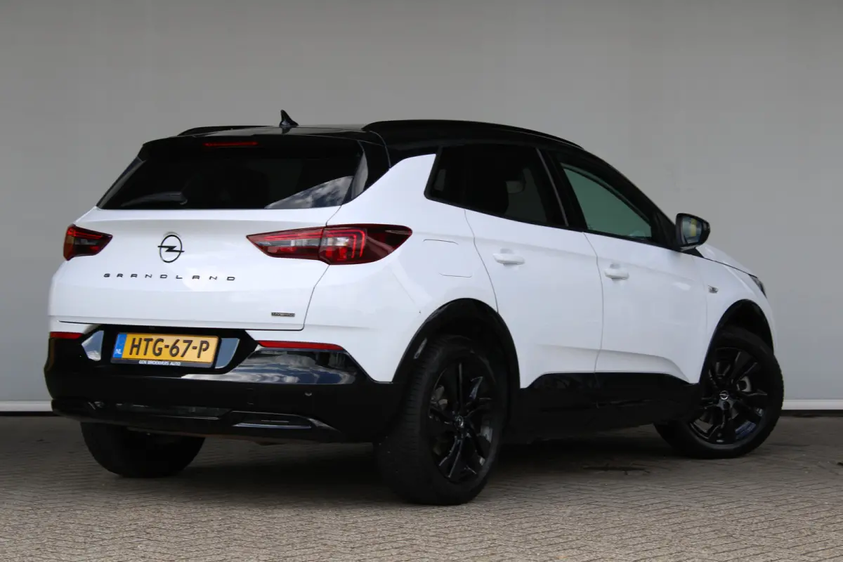 1.6 Turbo Plug-In Hybrid GS | SOH 98,5% |Apple Carplay | Comfortstoelen | Cruise control adaptief | Stoelen verwarmd | Navi
