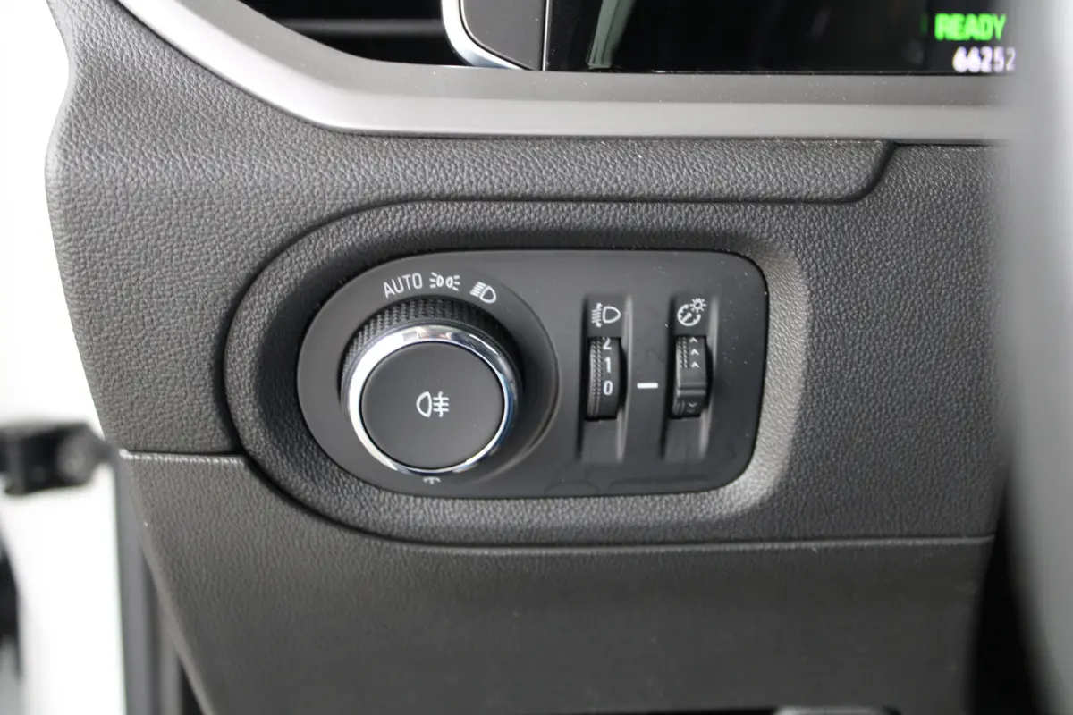 1.6 Turbo Plug-In Hybrid GS | SOH 98,5% |Apple Carplay | Comfortstoelen | Cruise control adaptief | Stoelen verwarmd | Navi