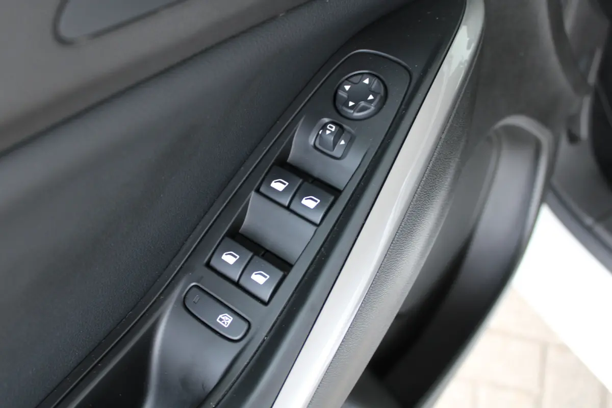 1.6 Turbo Plug-In Hybrid GS | SOH 98,5% |Apple Carplay | Comfortstoelen | Cruise control adaptief | Stoelen verwarmd | Navi