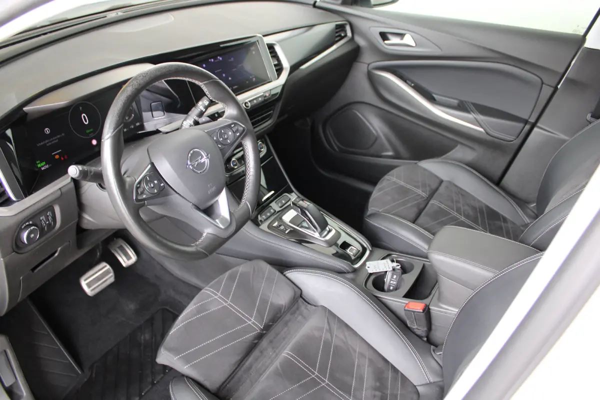 1.6 Turbo Plug-In Hybrid GS | SOH 98,5% |Apple Carplay | Comfortstoelen | Cruise control adaptief | Stoelen verwarmd | Navi