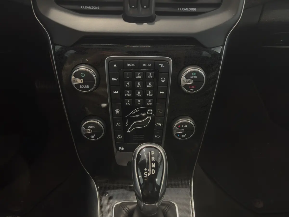 1.5 T3 Polar+ Luxury Keyless entry |  Parkeercamera | Panoramadak | Dealer onderhouden |