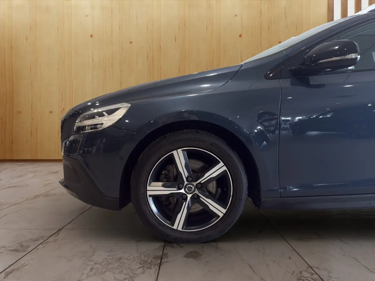 1.5 T3 Polar+ Luxury Keyless entry |  Parkeercamera | Panoramadak | Dealer onderhouden |