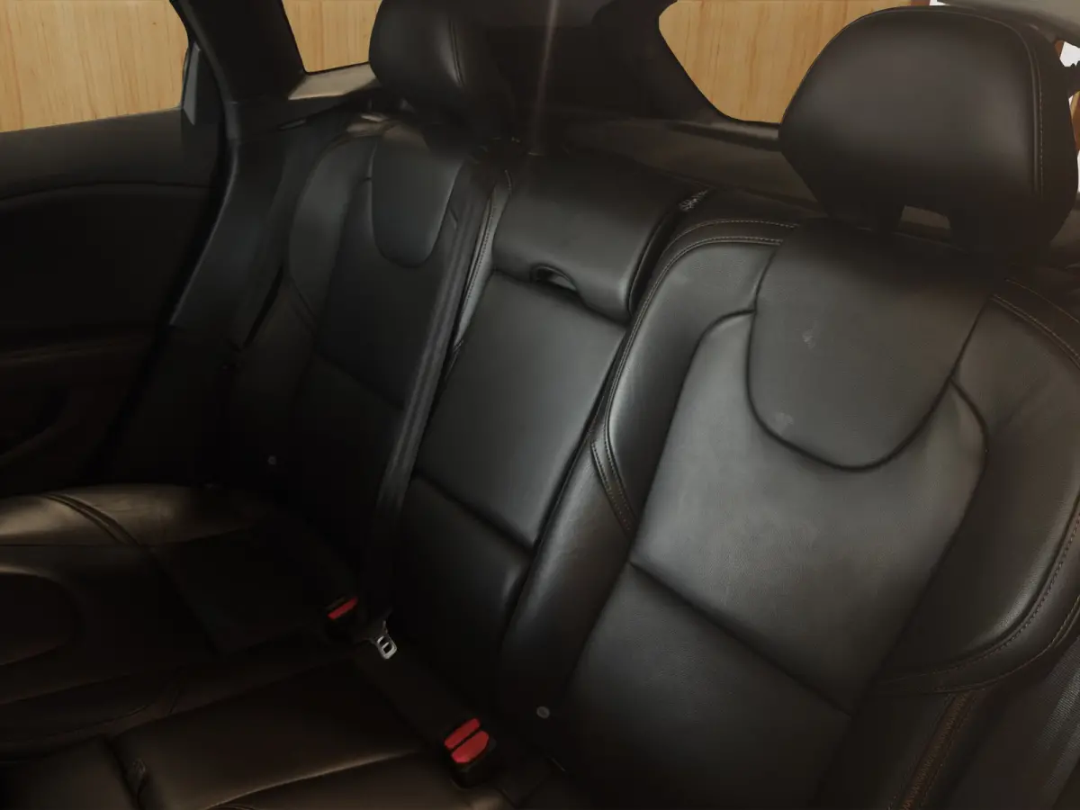 1.5 T3 Polar+ Luxury Keyless entry |  Parkeercamera | Panoramadak | Dealer onderhouden |