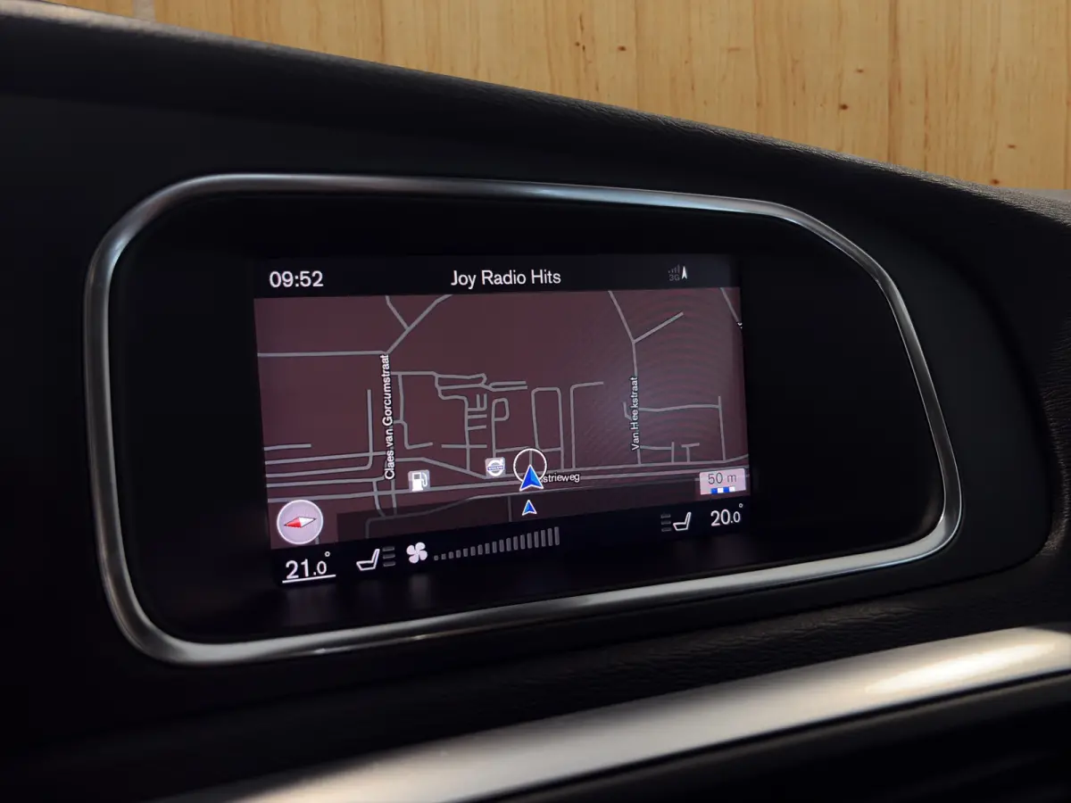 1.5 T3 Polar+ Luxury Keyless entry |  Parkeercamera | Panoramadak | Dealer onderhouden |
