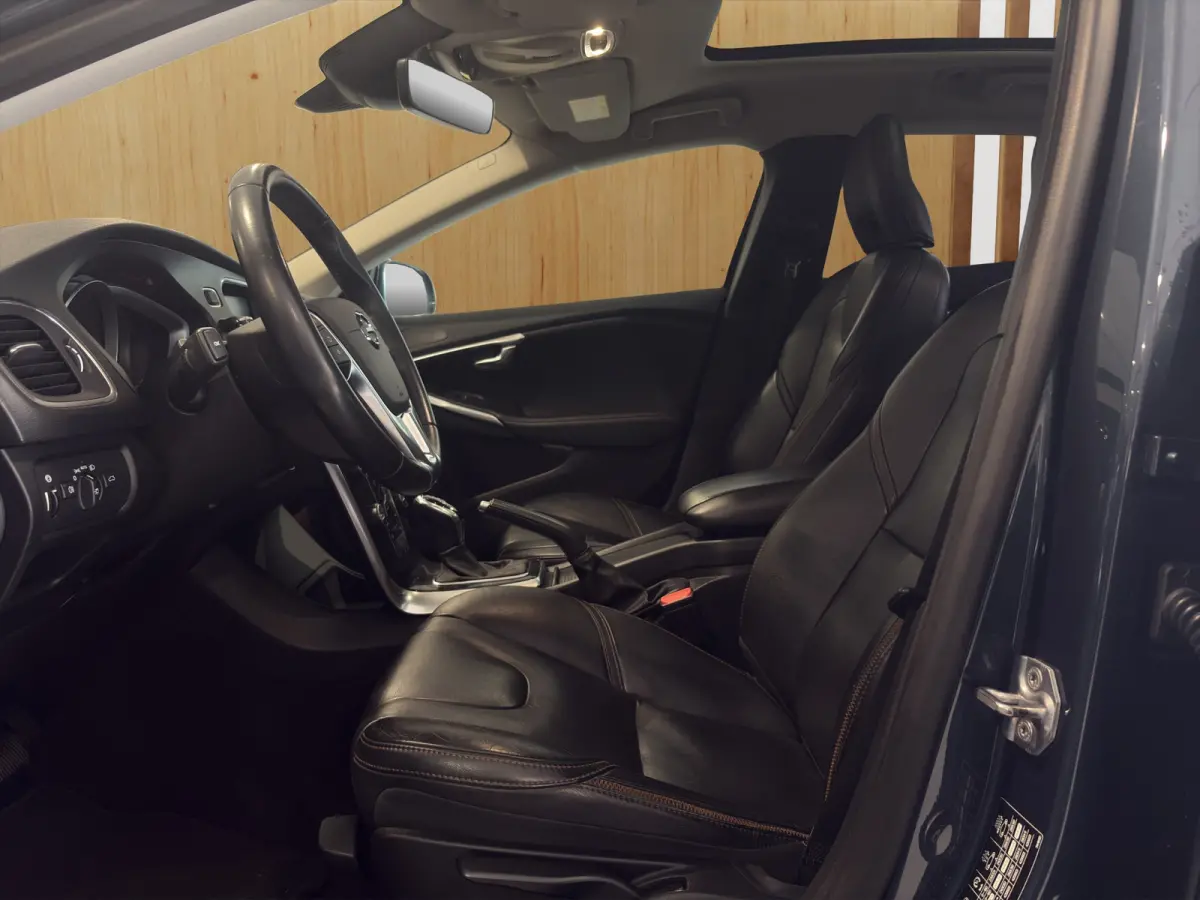 1.5 T3 Polar+ Luxury Keyless entry |  Parkeercamera | Panoramadak | Dealer onderhouden |
