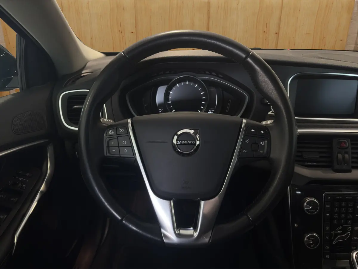 1.5 T3 Polar+ Luxury Keyless entry |  Parkeercamera | Panoramadak | Dealer onderhouden |