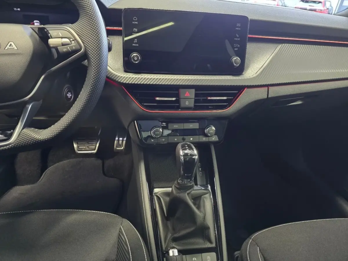 1.0 TSI DSG MONTE CARLO ZWENK.TREKHAAK/GLAS-DAK/STOELVERW/CAMERA