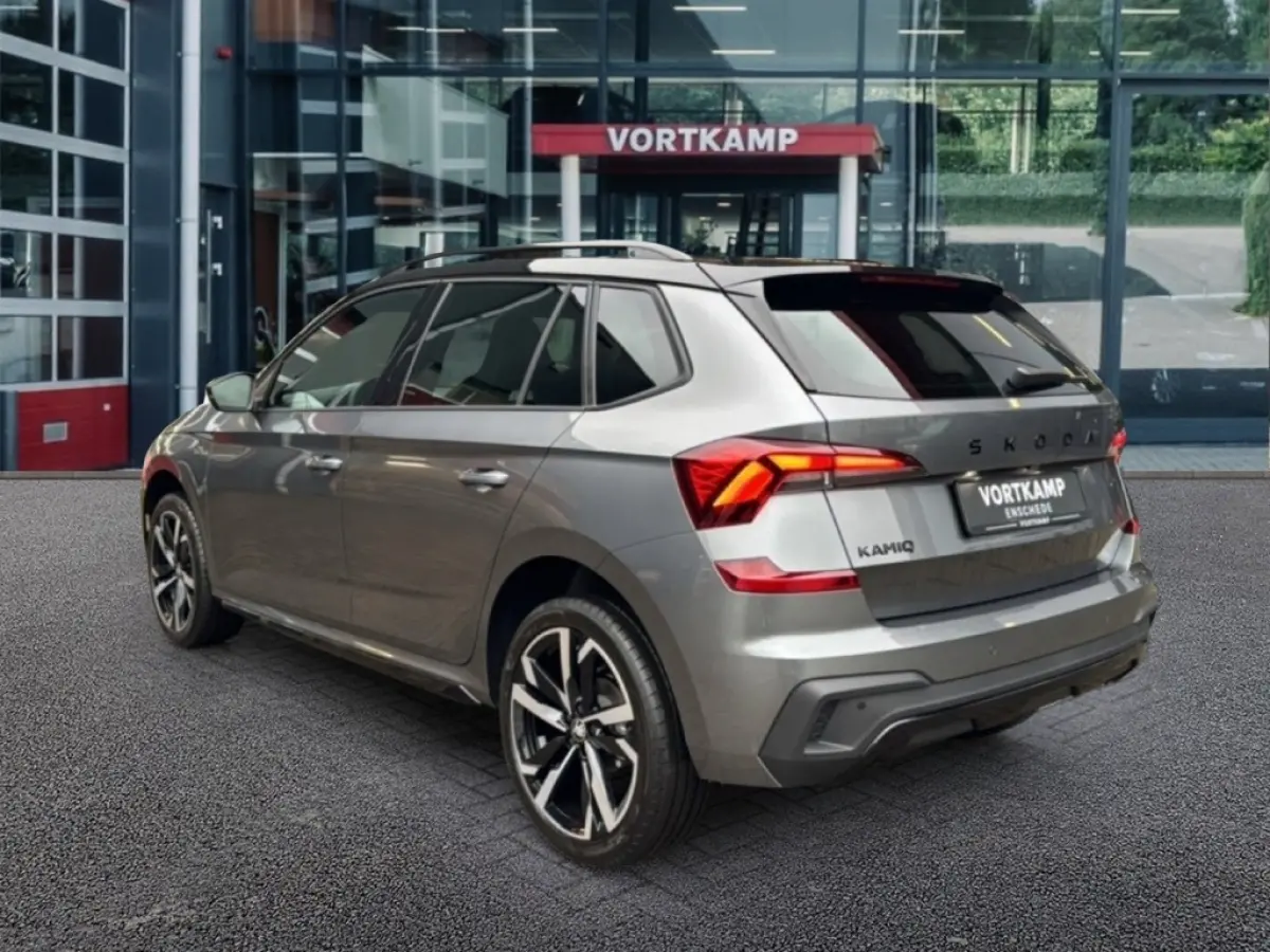 1.0 TSI DSG MONTE CARLO ZWENK.TREKHAAK/GLAS-DAK/STOELVERW/CAMERA