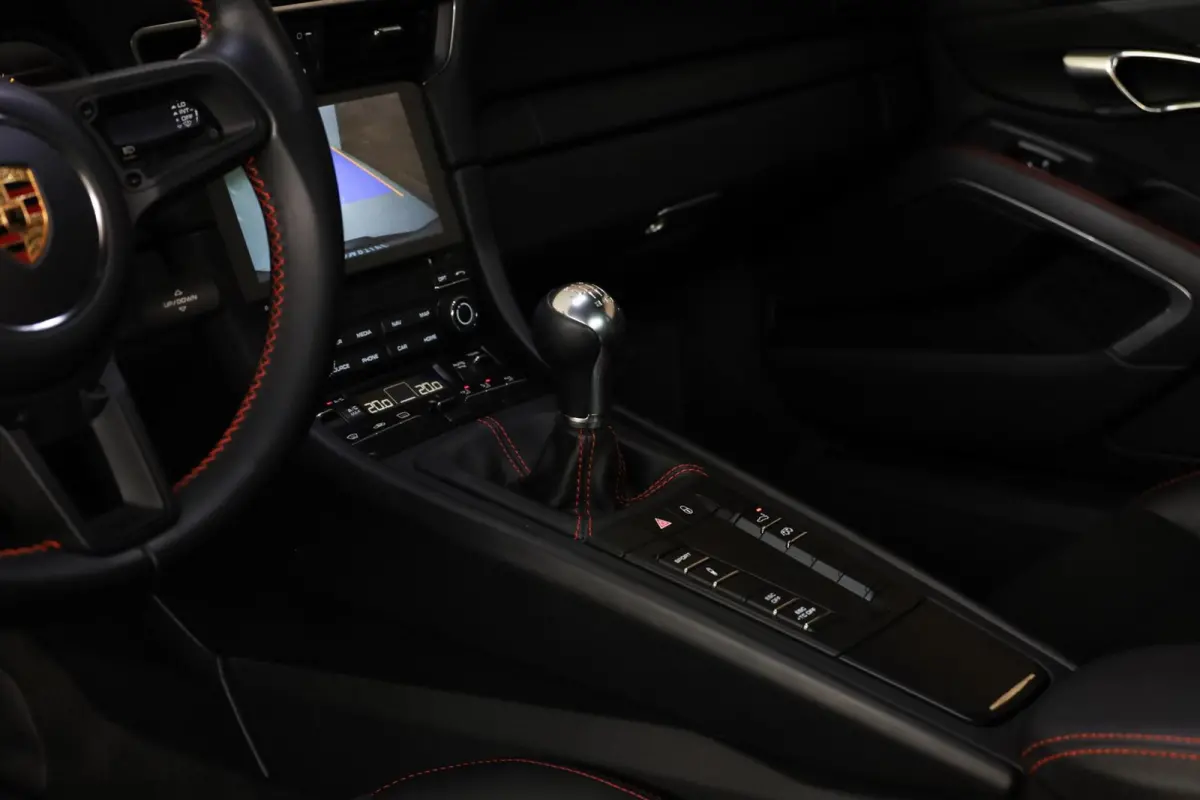4.0 GT3 Touring Package