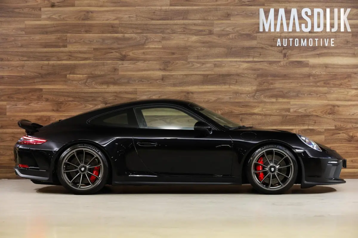 4.0 GT3 Touring Package