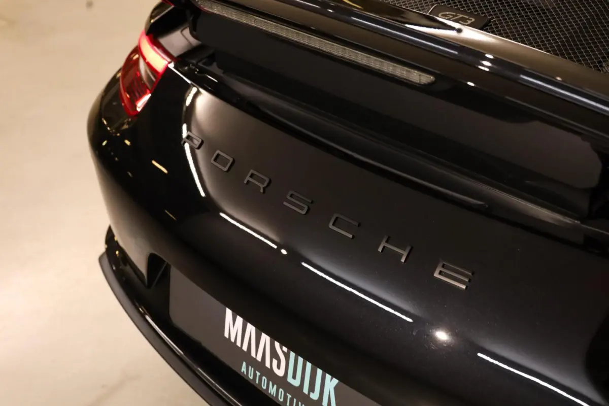 4.0 GT3 Touring Package