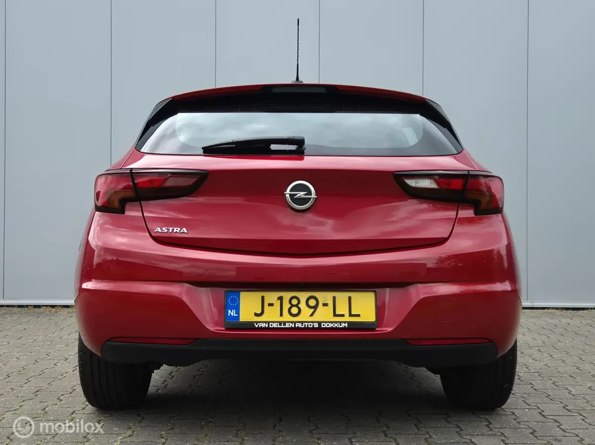 1.2 BUSINESS EDITION/CAMERA/LED/CARPLAY/BLUETOOTH/CLIMATE/CARPLAY/NAVI