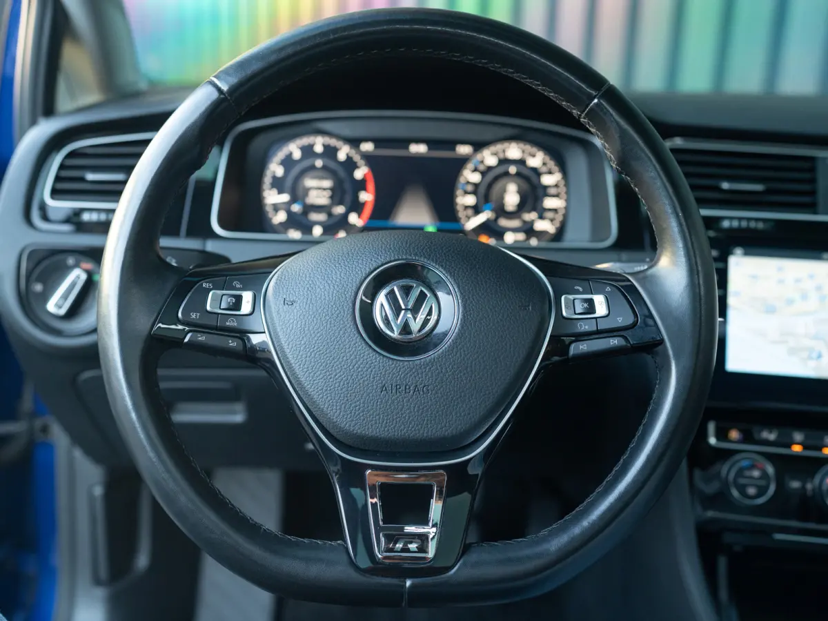 1.5 TSI Highline Business R | Panodak | Groot Navi | Trekhaak afnb. | Keyless | Prijs Rijklaar!!