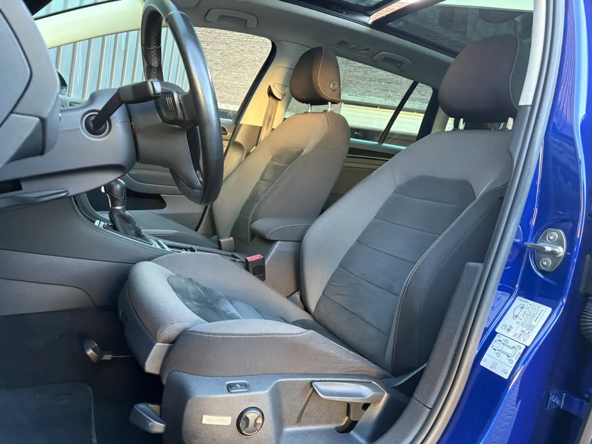 1.5 TSI Highline Business R | Panodak | Groot Navi | Trekhaak afnb. | Keyless | Prijs Rijklaar!!