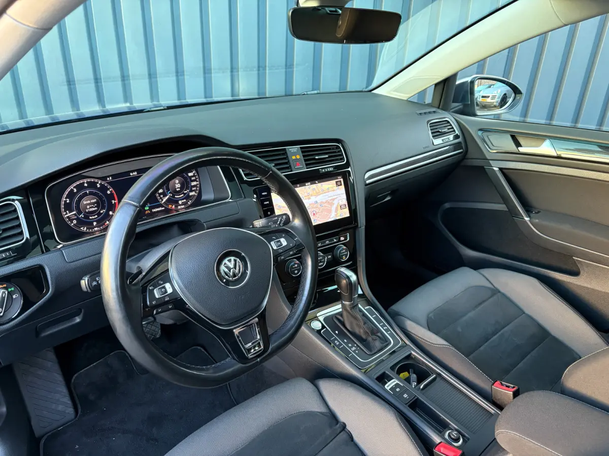 1.5 TSI Highline Business R | Panodak | Groot Navi | Trekhaak afnb. | Keyless | Prijs Rijklaar!!