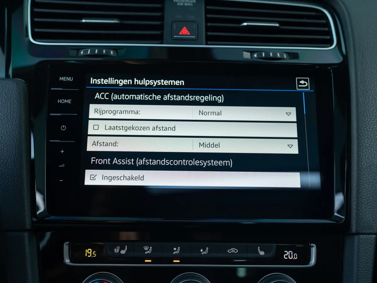1.5 TSI Highline Business R | Panodak | Groot Navi | Trekhaak afnb. | Keyless | Prijs Rijklaar!!
