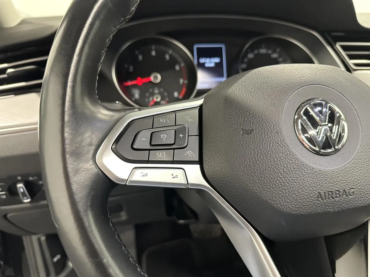 1.5 TSI Comfort Business PANO TREKHAAK.