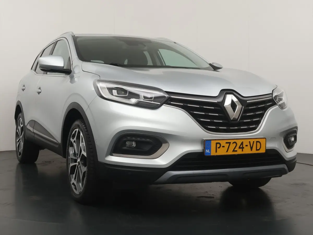 TCe 140 EDC GPF Techno | AUTOMAAT | Trekhaak | Parkeercamera | Navigatie |