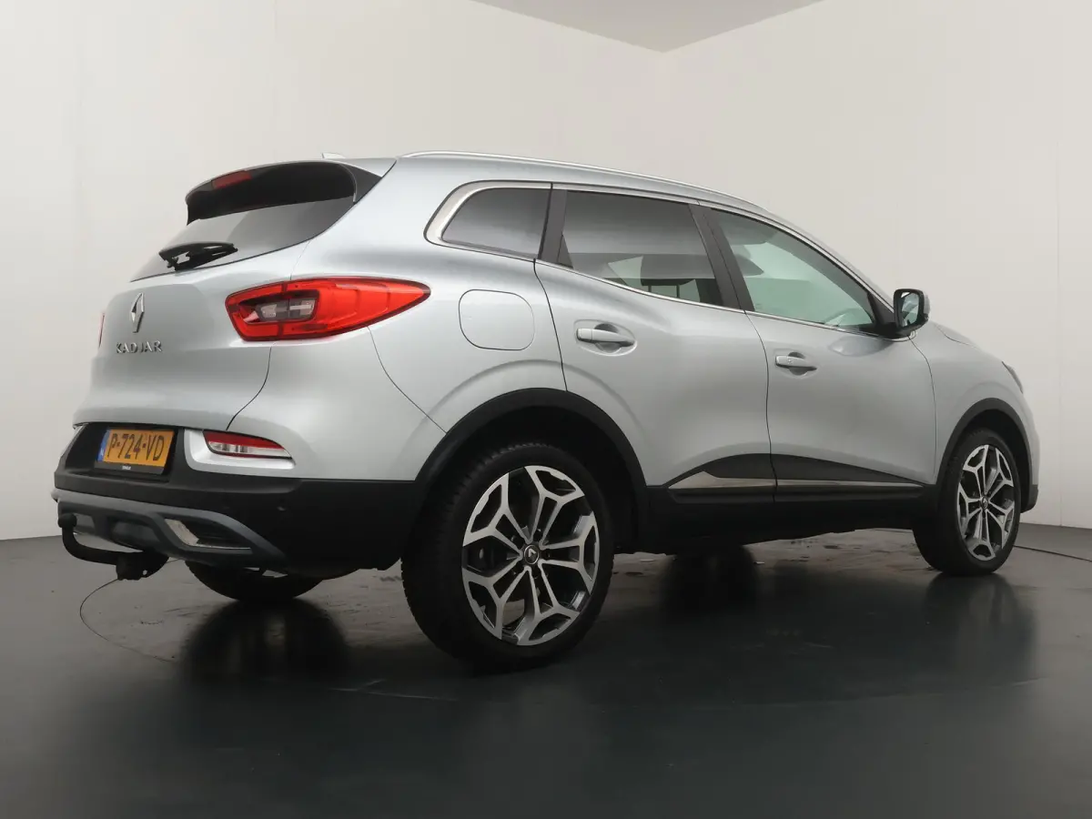 TCe 140 EDC GPF Techno | AUTOMAAT | Trekhaak | Parkeercamera | Navigatie |
