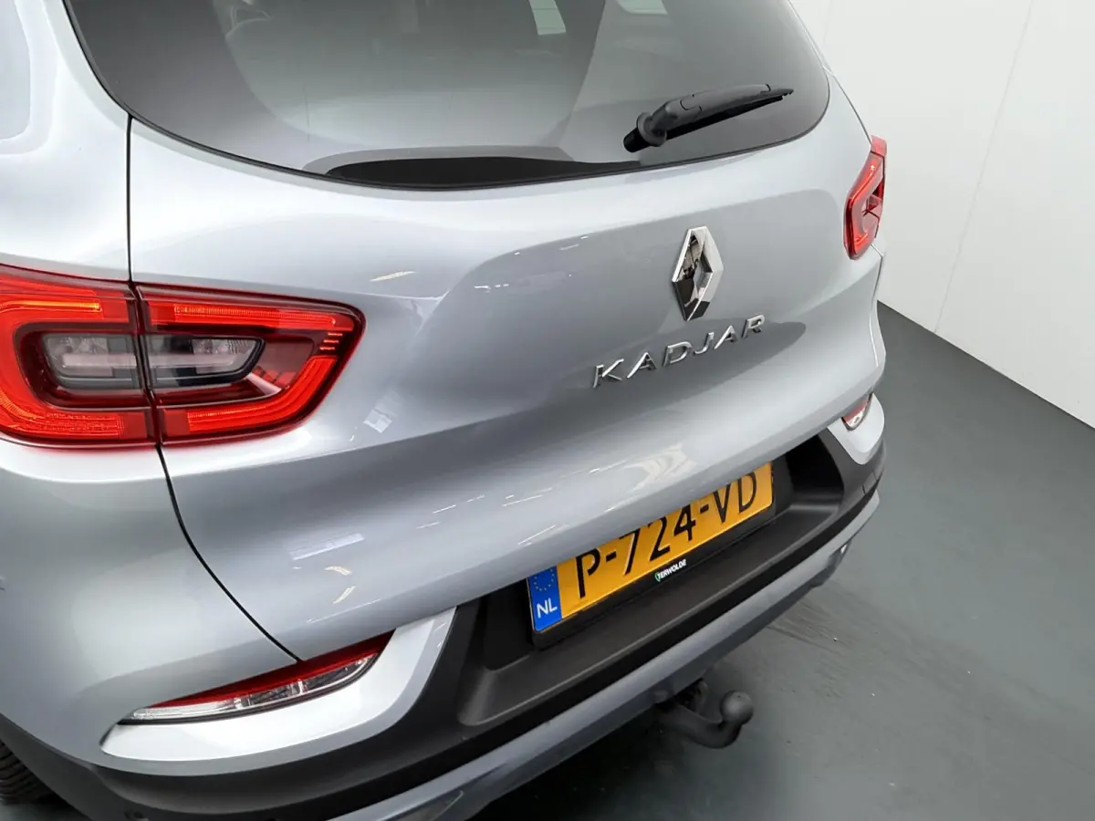 TCe 140 EDC GPF Techno | AUTOMAAT | Trekhaak | Parkeercamera | Navigatie |