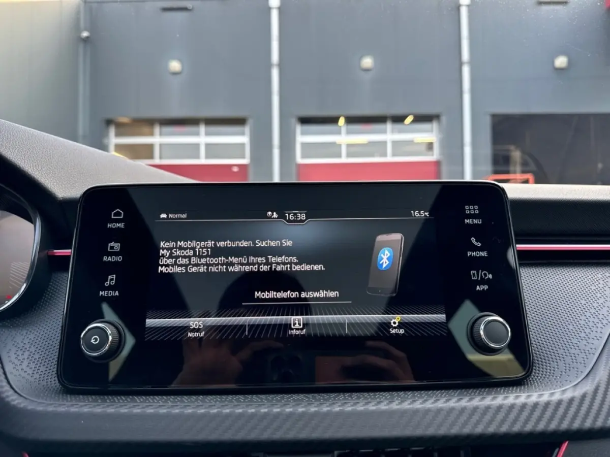 1.0 TSI DSG MONTE CARLO GLAS-DAK/CAMERA/CARPLAY/CRUISE