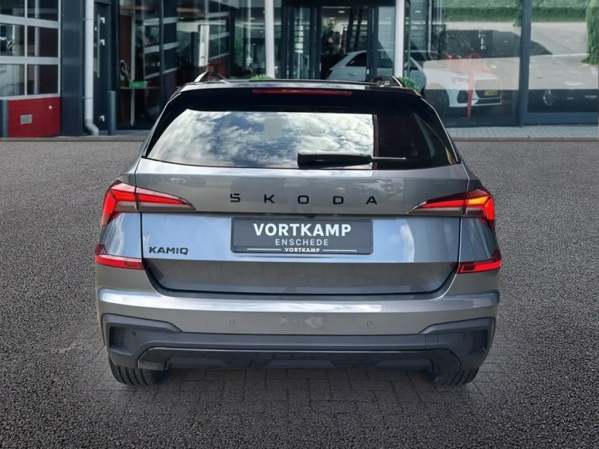 1.0 TSI DSG MONTE CARLO GLASDAK/CAMERA//NAVI/CRUISE/STOELVERW