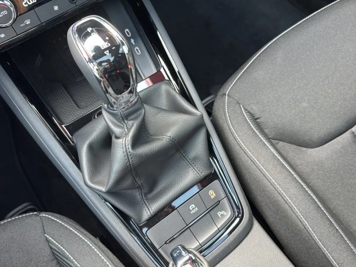 1.0 TSI DSG MONTE CARLO GLASDAK/CAMERA//NAVI/CRUISE/STOELVERW