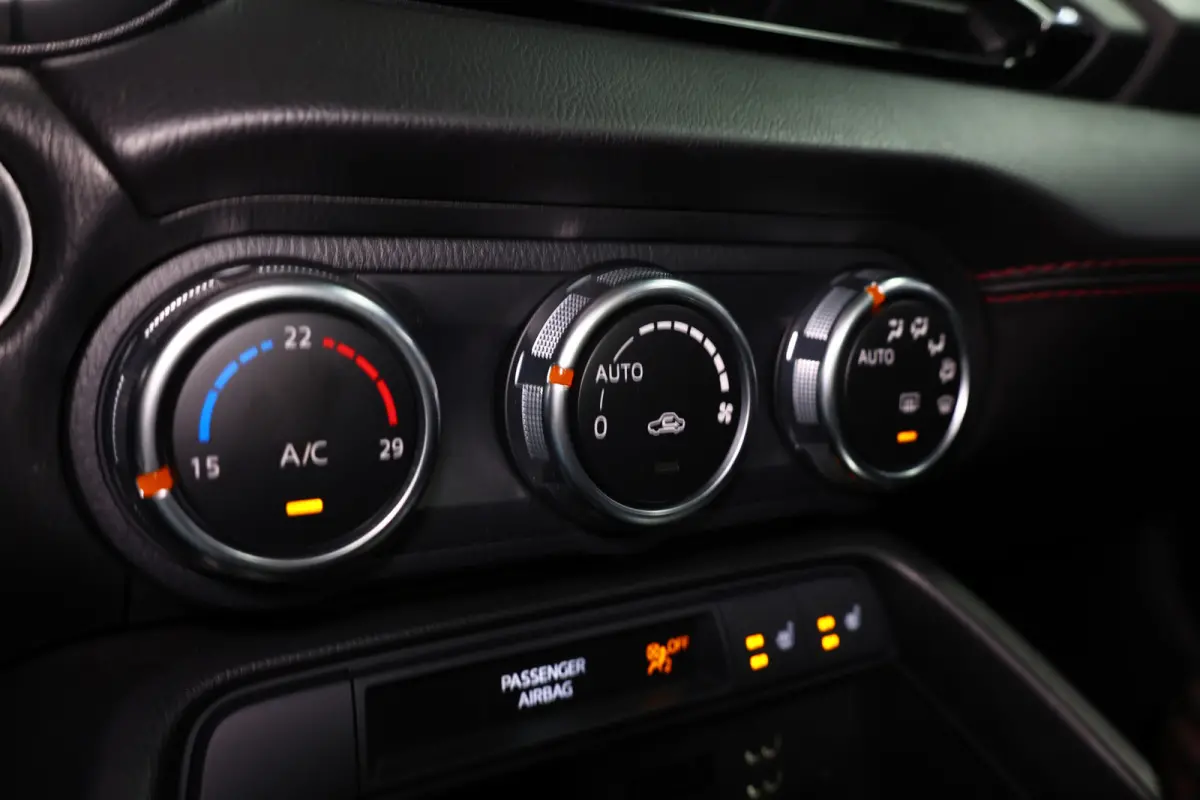 1.5 SkyActiv-G 131 GT-M BOSE LEDER NAVI KEYLESS CRUISE BT "16