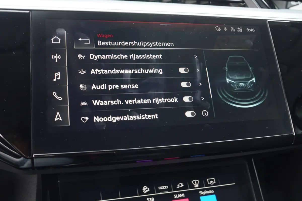 50 quattro Advanced Edition 95 kWh - LEDER - CAMERA - HEAD UP - LUCHTVERING -