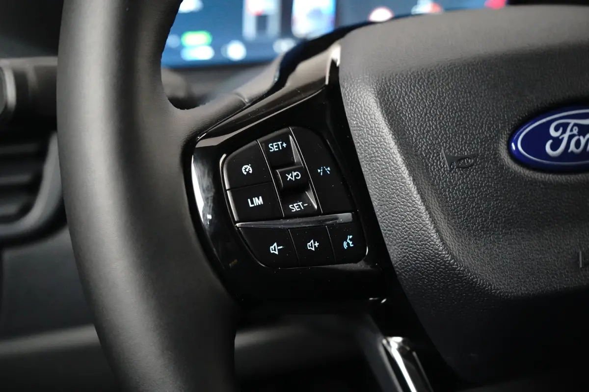 E 320 L1 RWD 71kWh 218pk | Camera | Cruise Control | Carplay |