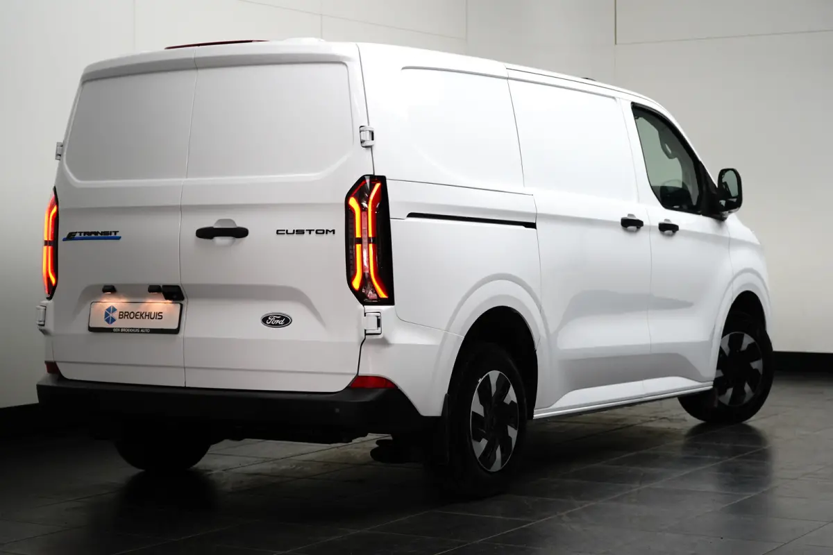 E 320 L1 RWD 71kWh 218pk | Camera | Cruise Control | Carplay |