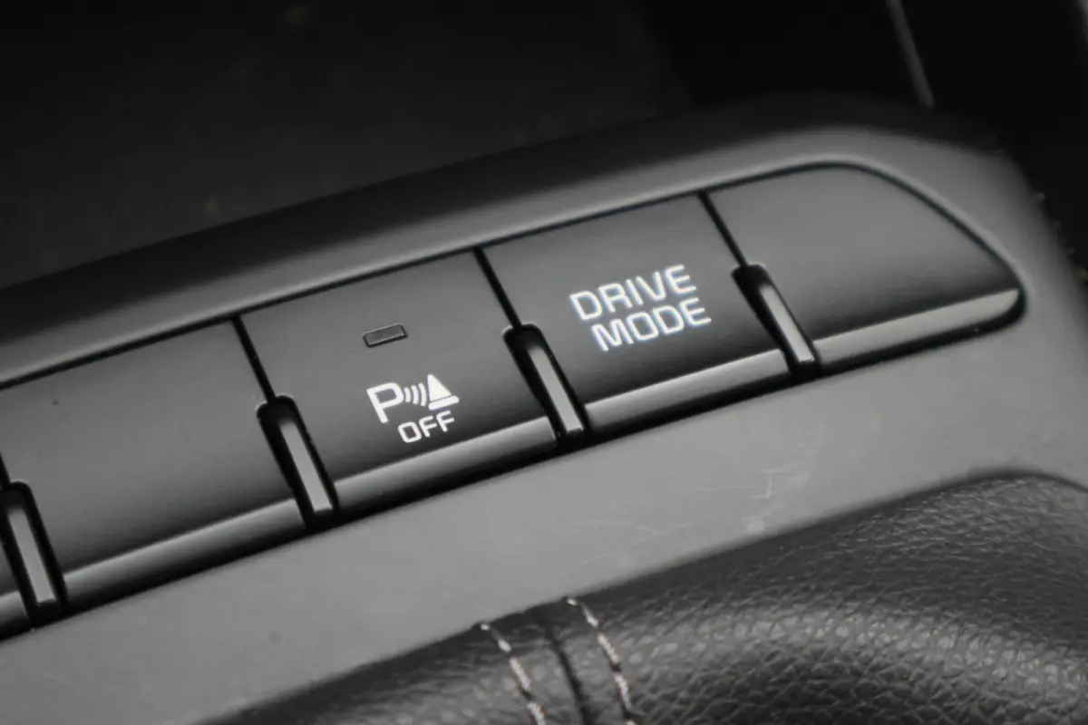 1.0 T-GDi MHEV DynamicLine Eerste Eigenaar, Airco, Camera, Cruise, Apple Carplay, DAB, PDC, 15''