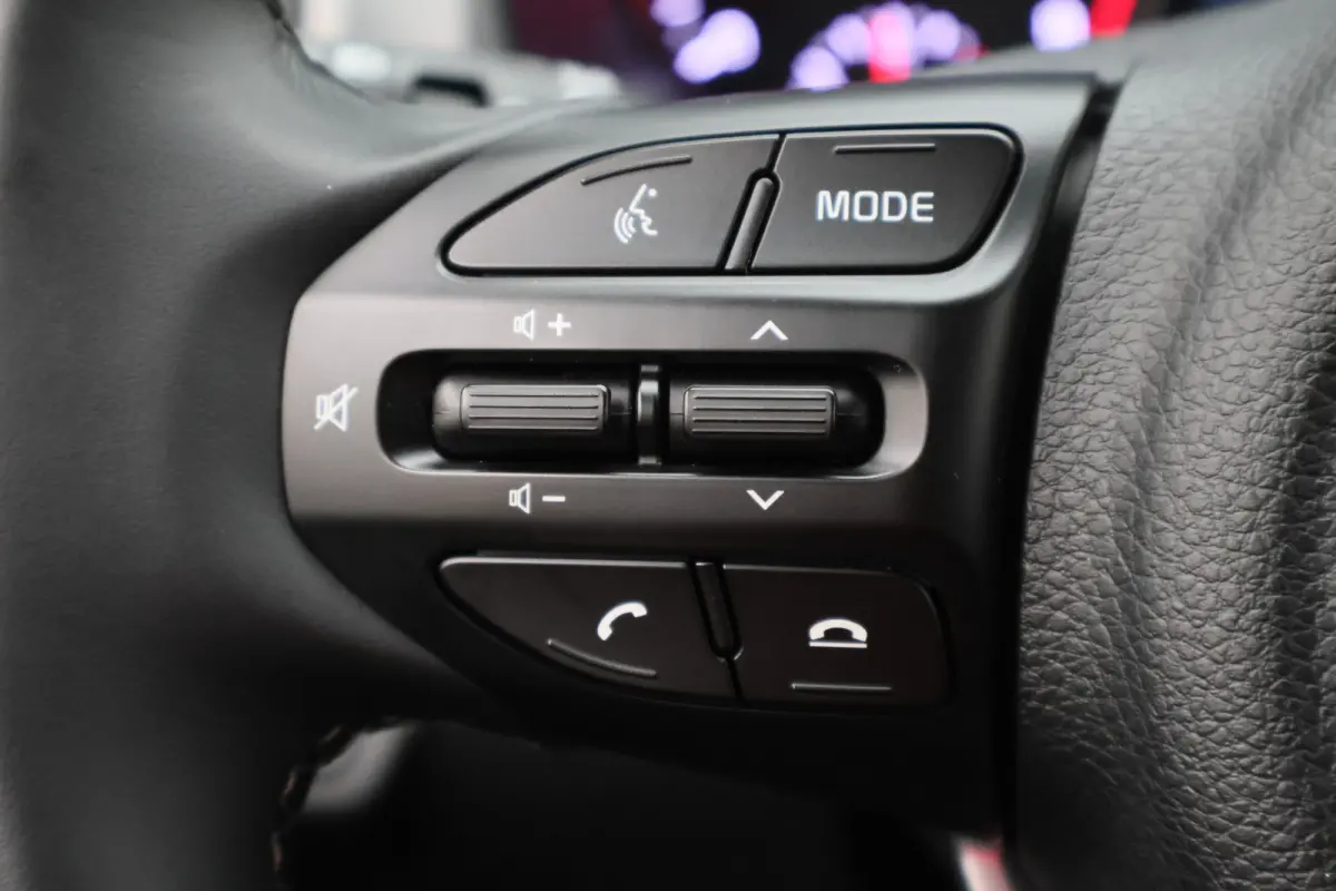 1.0 T-GDi MHEV DynamicLine Eerste Eigenaar, Airco, Camera, Cruise, Apple Carplay, DAB, PDC, 15''