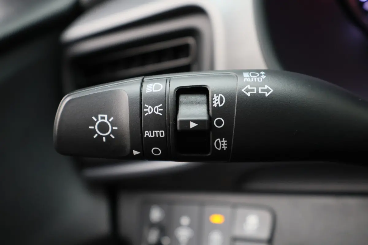 1.0 T-GDi MHEV DynamicLine Eerste Eigenaar, Airco, Camera, Cruise, Apple Carplay, DAB, PDC, 15''